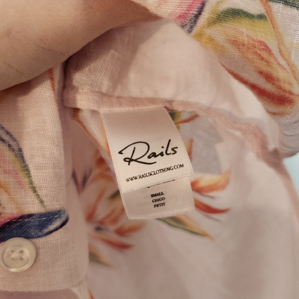 RAILS Whitney Button Down in Blush Birds Of Paradise - Picture 7 of 8